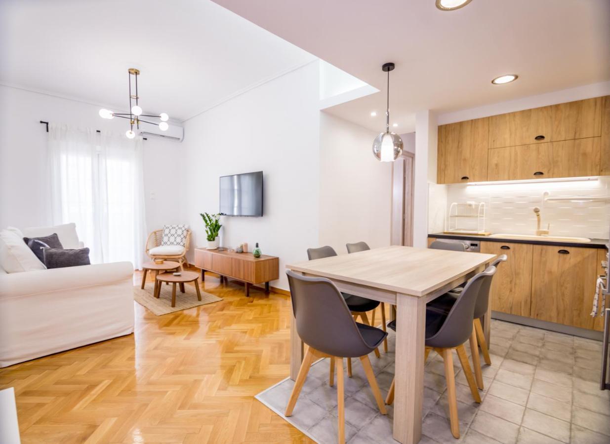 In The Shadow Of Acropolis - Spacious & Lovely Apt Atene Esterno foto