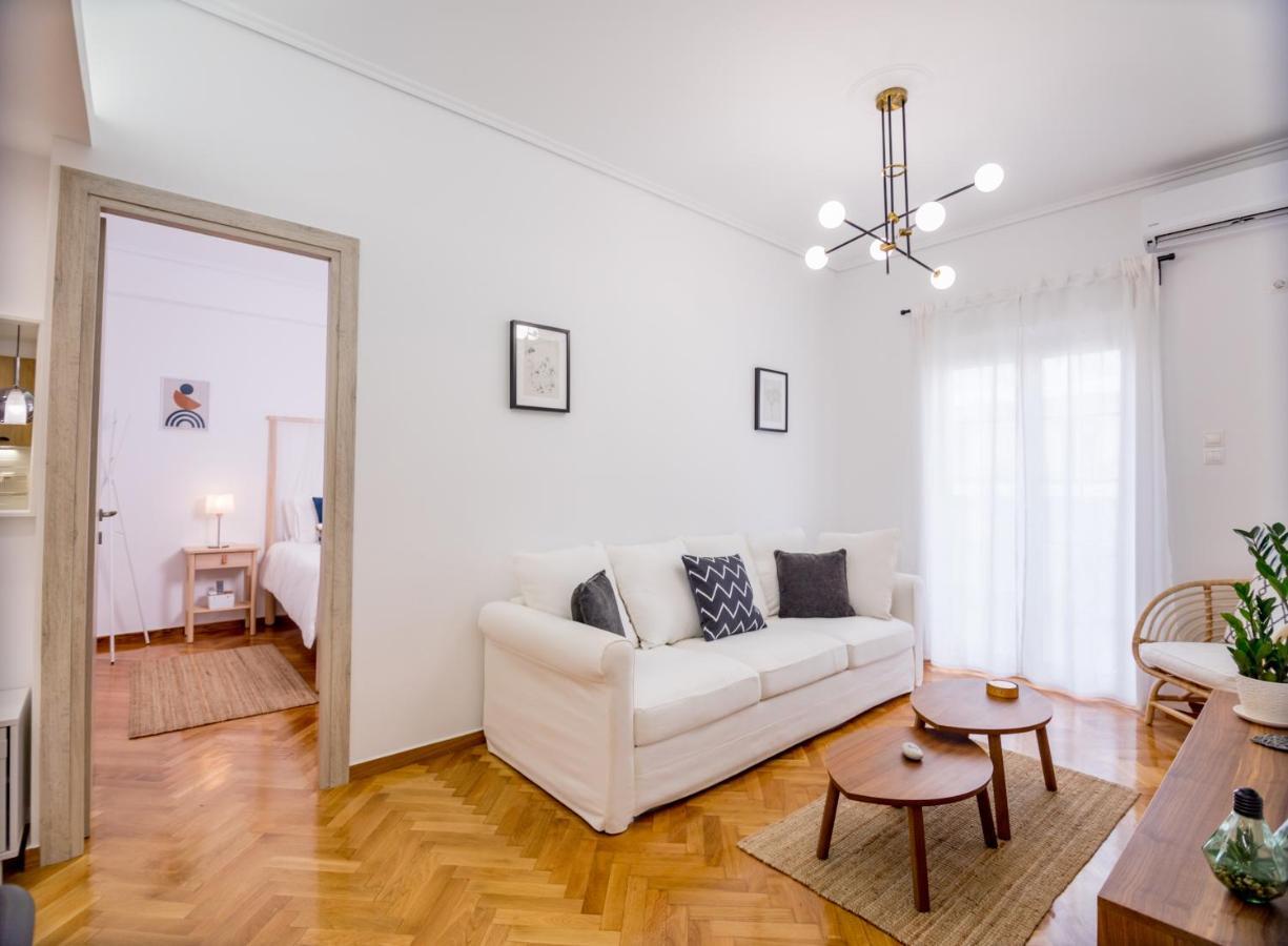 In The Shadow Of Acropolis - Spacious & Lovely Apt Atene Esterno foto