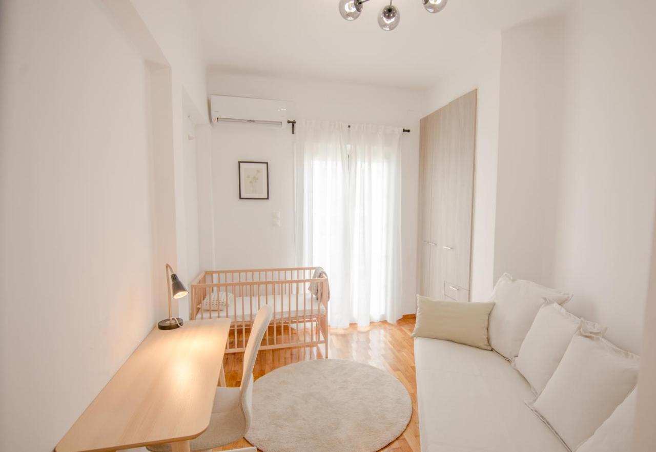 In The Shadow Of Acropolis - Spacious & Lovely Apt Atene Esterno foto