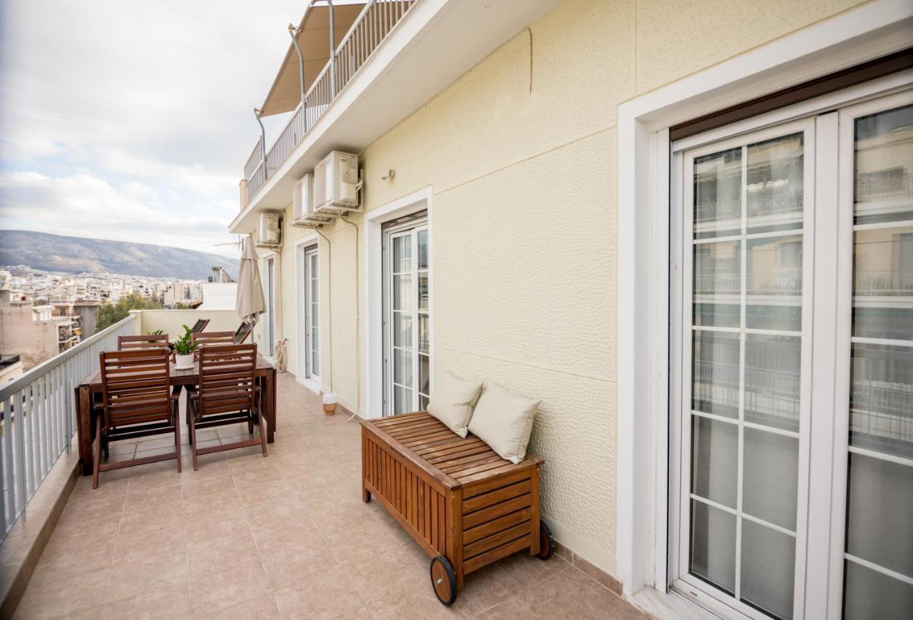 In The Shadow Of Acropolis - Spacious & Lovely Apt Atene Esterno foto