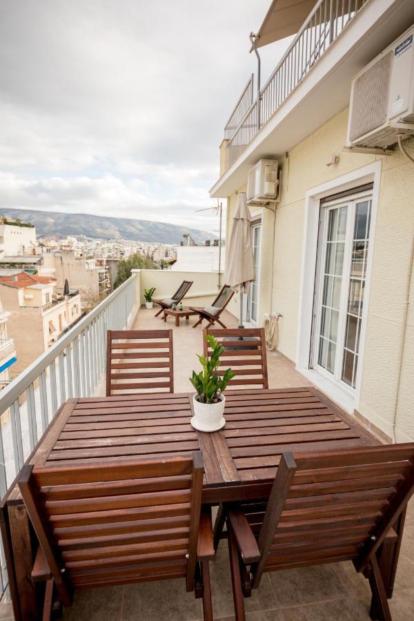 In The Shadow Of Acropolis - Spacious & Lovely Apt Atene Esterno foto
