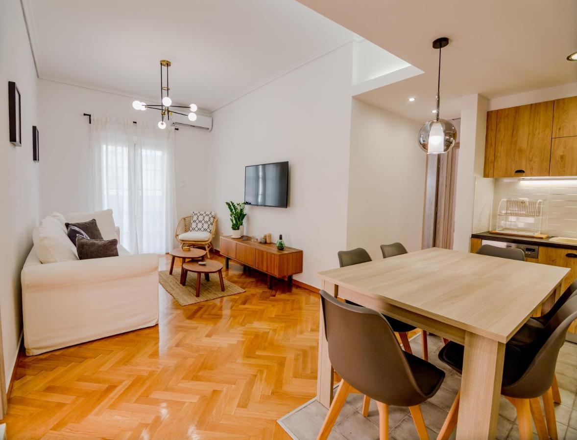 In The Shadow Of Acropolis - Spacious & Lovely Apt Atene Esterno foto