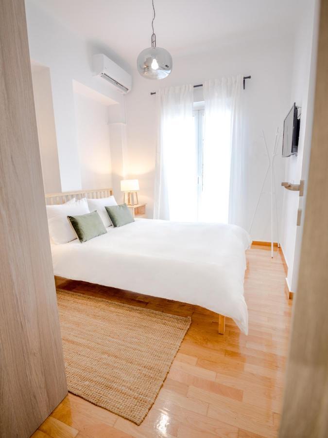 In The Shadow Of Acropolis - Spacious & Lovely Apt Atene Esterno foto