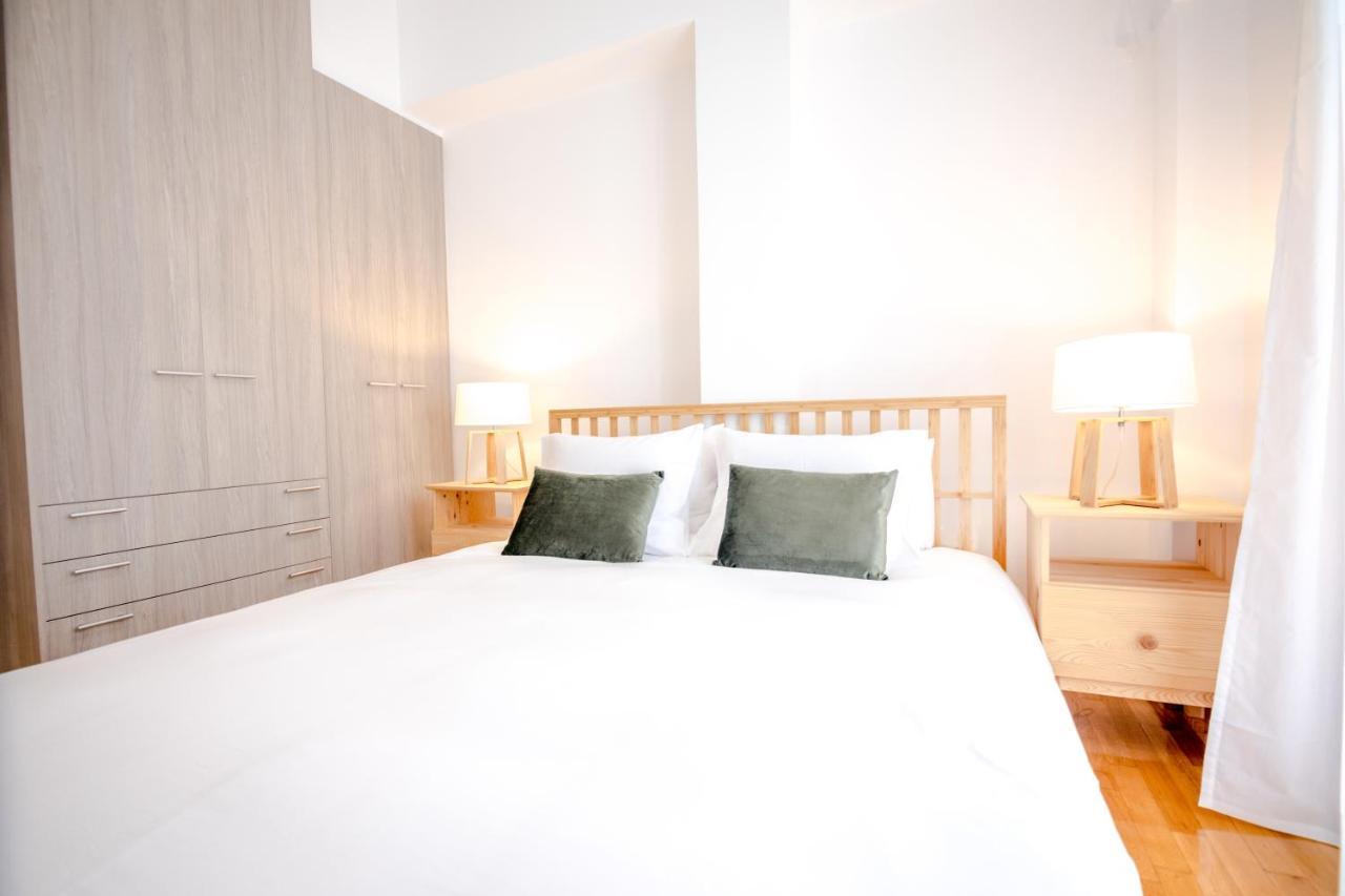 In The Shadow Of Acropolis - Spacious & Lovely Apt Atene Esterno foto