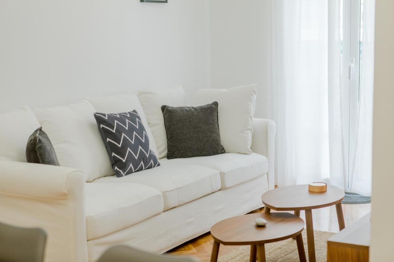 In The Shadow Of Acropolis - Spacious & Lovely Apt Atene Esterno foto