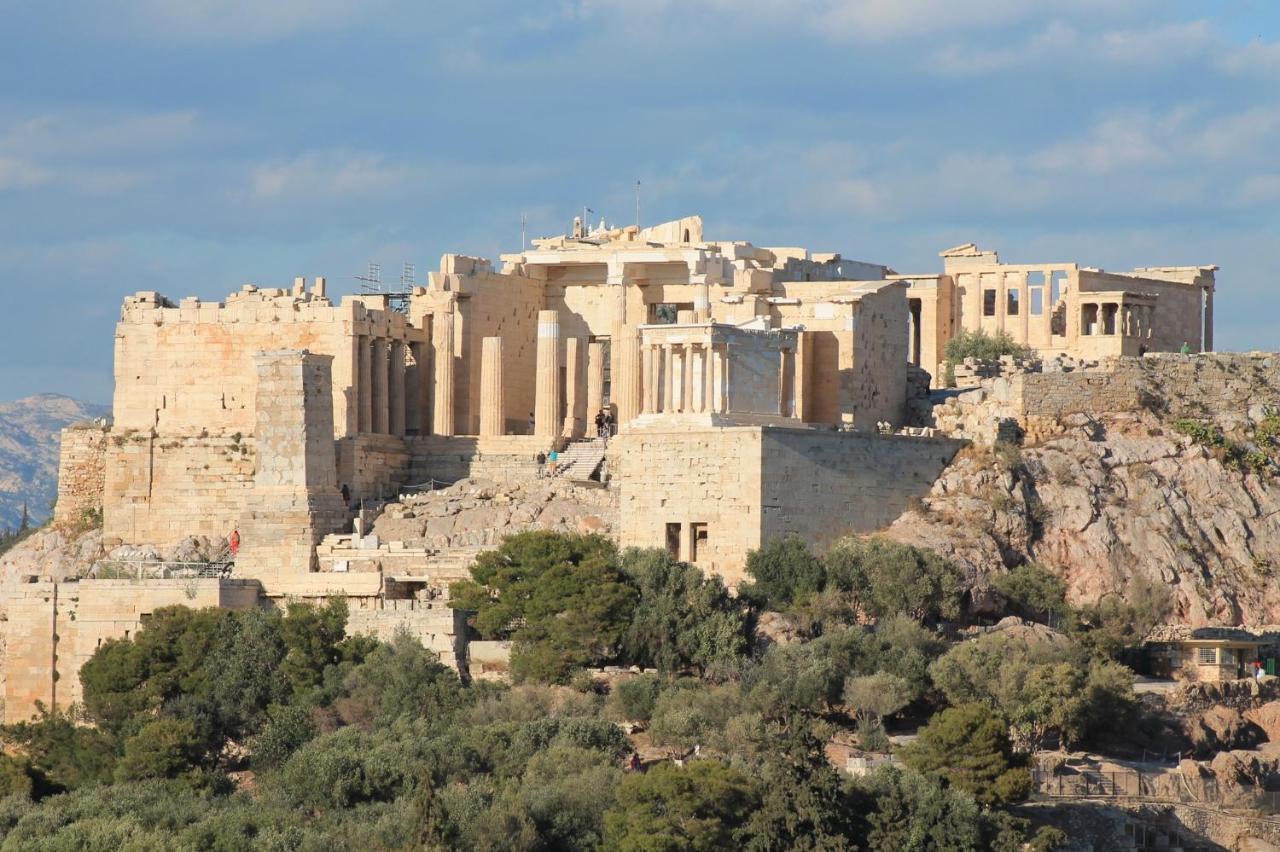 In The Shadow Of Acropolis - Spacious & Lovely Apt Atene Esterno foto
